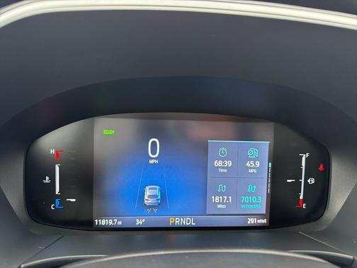 2025 Ford Escape ST-Line Select