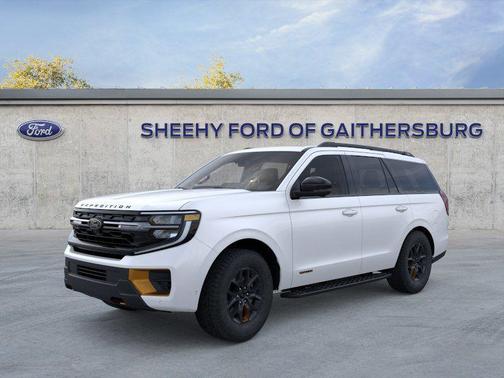 Star White Metallic Tri-Coat 2026 Ford Expedition Tremor