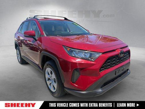 Pearl 2019 Toyota RAV4 LE