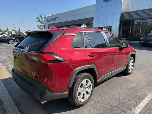 Pearl 2019 Toyota RAV4 LE