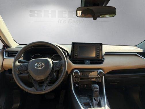 Pearl 2019 Toyota RAV4 LE