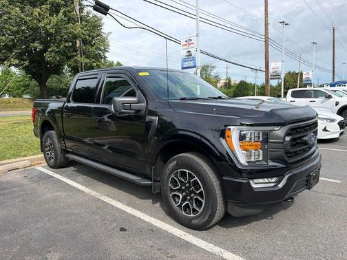 Agate Black Metallic 2022 Ford F-150 XLT