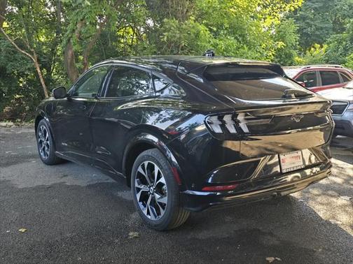 2021 Ford Mustang Mach-E Premium