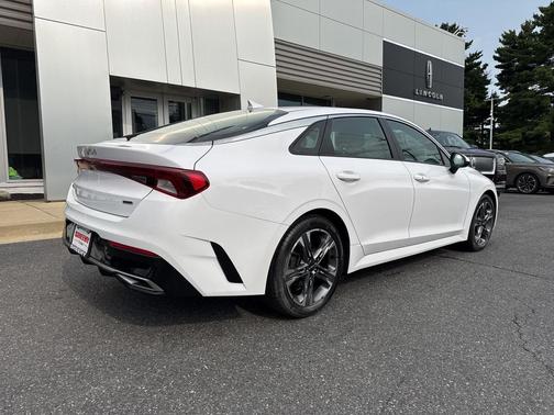 2022 Kia K5 LXS