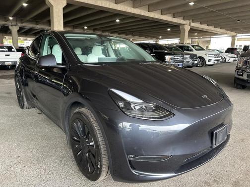 2024 Tesla Model Y Long Range Dual Motor All-Wheel Drive