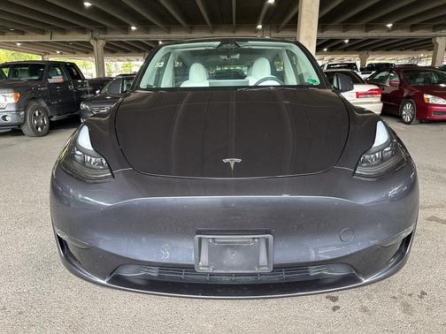 2024 Tesla Model Y Long Range Dual Motor All-Wheel Drive