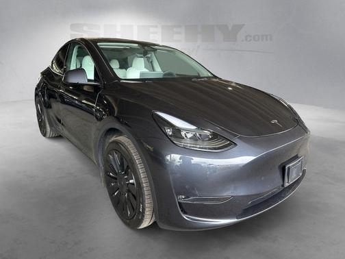 2024 Tesla Model Y Long Range Dual Motor All-Wheel Drive