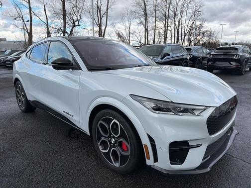 2022 Ford Mustang Mach-E GT