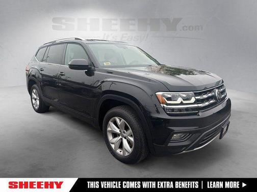 Deep Black Pearl 2019 Volkswagen Atlas 2.0T SE