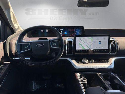 Black Metallic 2025 Ford Expedition Platinum