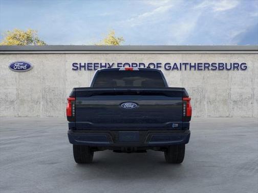 2025 Ford F-150 Lightning Flash
