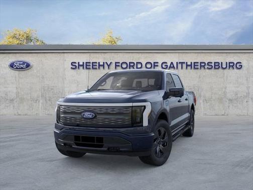 2025 Ford F-150 Lightning LARIAT