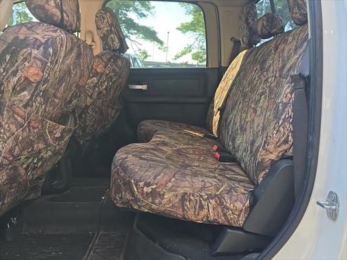 2019 RAM 2500 Tradesman Crew Cab 4x4 6'4' Box