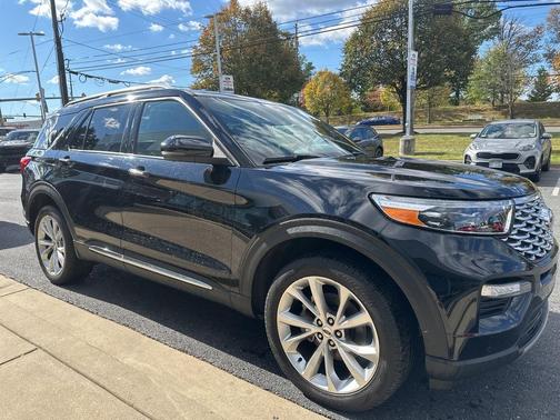 2023 Ford Explorer Platinum