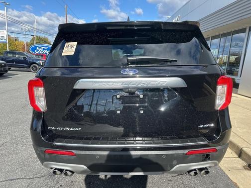 2023 Ford Explorer Platinum