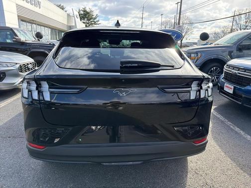 2024 Ford Mustang Mach-E Select