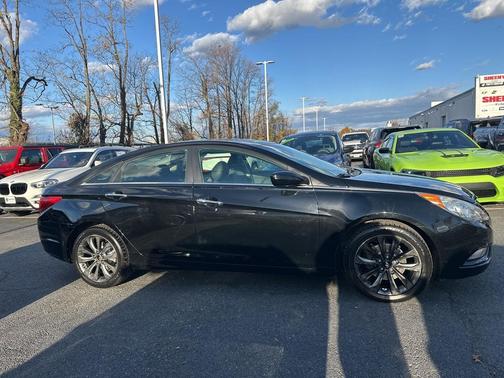 2011 Hyundai SONATA SE