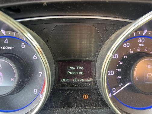 2011 Hyundai SONATA SE