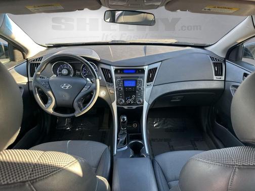 2011 Hyundai SONATA SE