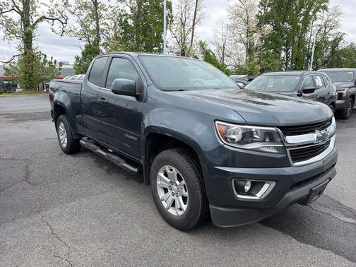 Shadow Gray Metallic 2019 Chevrolet Colorado LT