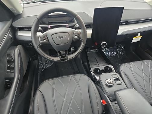 2022 Ford Mustang Mach-E California Route 1