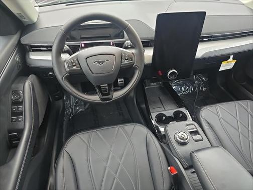 2022 Ford Mustang Mach-E California Route 1