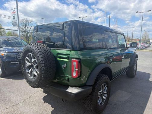 Green Metallic 2025 Ford Bronco Badlands