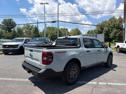 Cactus Gray 2024 Ford Maverick XLT