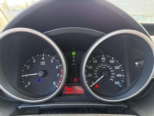 2012 Mazda Mazda5 Sport