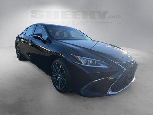 2024 Lexus ES 300h Base