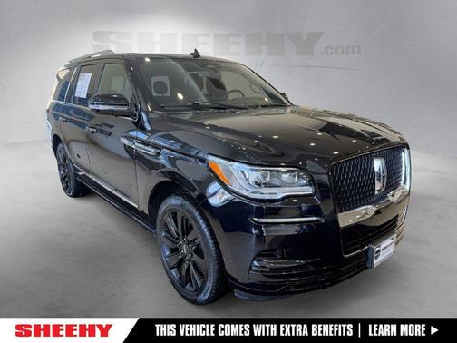 Infinite Black Metallic Clearcoat 2022 Lincoln Navigator Reserve