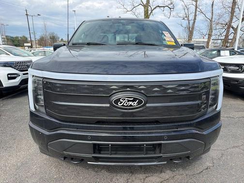 2025 Ford F-150 Lightning Platinum