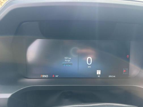 2025 Ford F-150 Lightning Platinum