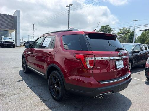 Ruby Red Metallic Tinted Clearcoat 2018 Ford Explorer XLT