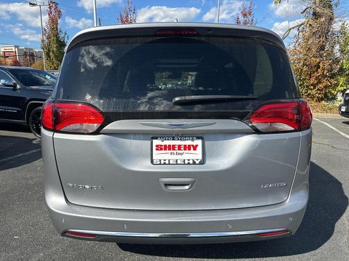 2020 Chrysler Pacifica Limited