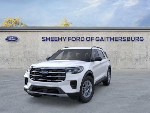 Star White Metallic Tri-Coat 2026 Ford Explorer Active