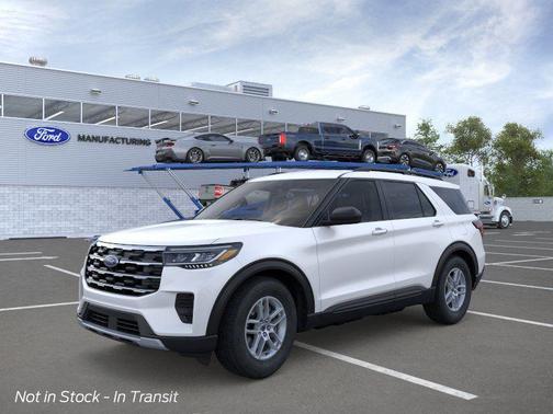 Star White Metallic Tri-Coat 2026 Ford Explorer Active