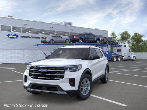 Star White Metallic Tri-Coat 2026 Ford Explorer Active