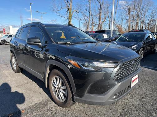 2022 Toyota Corolla Cross LE