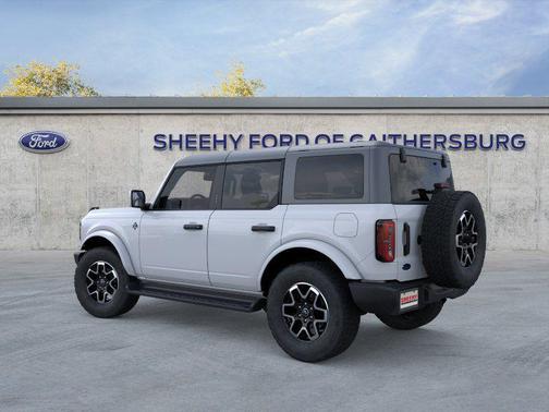 Oxford White 2026 Ford Bronco Outer Banks