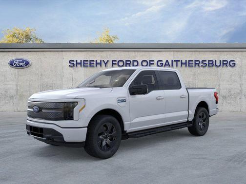 Oxford White 2025 Ford F-150 Lightning Flash