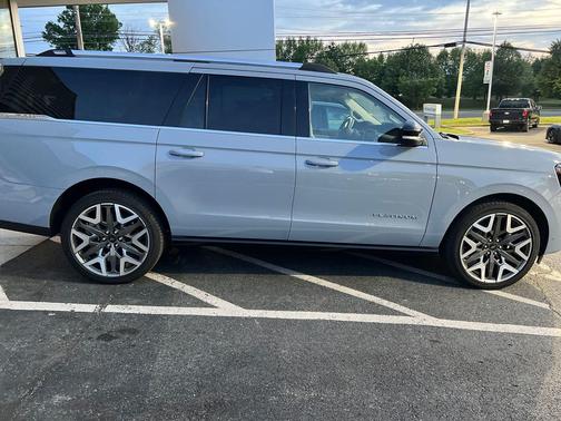 Gray Metallic 2025 Ford Expedition Max Platinum