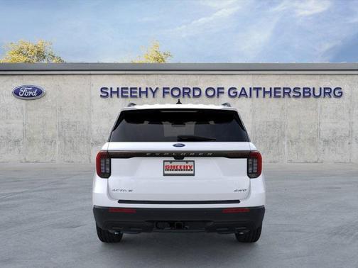 2025 Ford Explorer Active