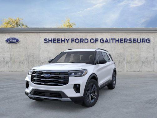 Star White Metallic Tri-Coat 2026 Ford Explorer Active