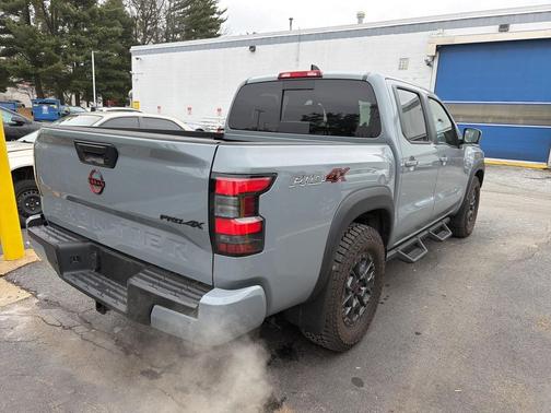 2024 Nissan Frontier PRO-4X