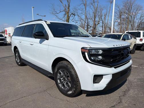 2025 Ford Expedition Max Active 4x4