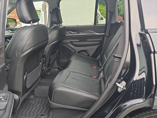 2023 Jeep Grand Cherokee Limited X