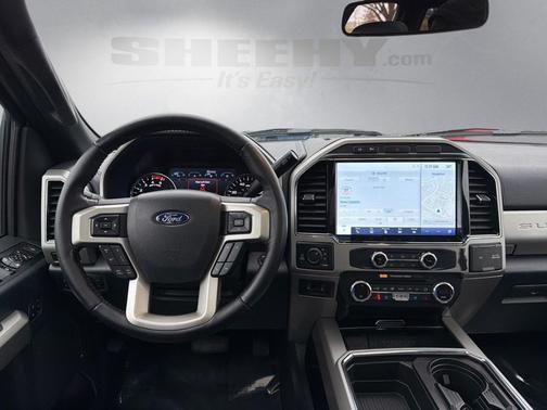 2022 Ford F-350 Lariat