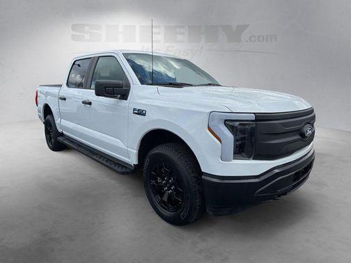 Oxford White 2025 Ford F-150 Lightning Pro