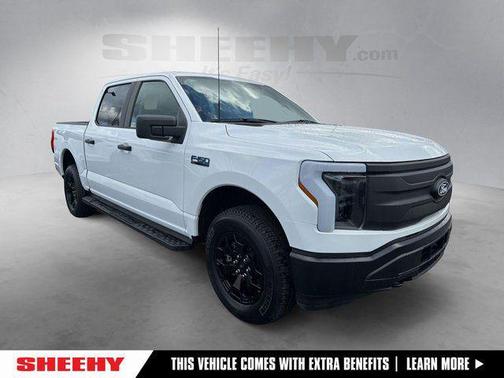Oxford White 2025 Ford F-150 Lightning Pro